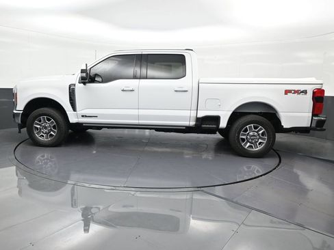 Used 2023 Ford F250 Lariat w/ Lariat Ultimate Package AWD/4WD image 2