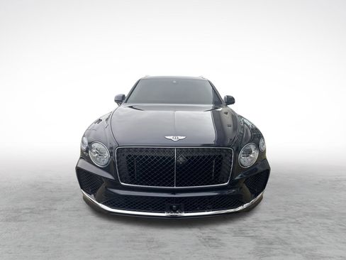 Used 2024 Bentley Bentayga Plug-In Hybrid image 7