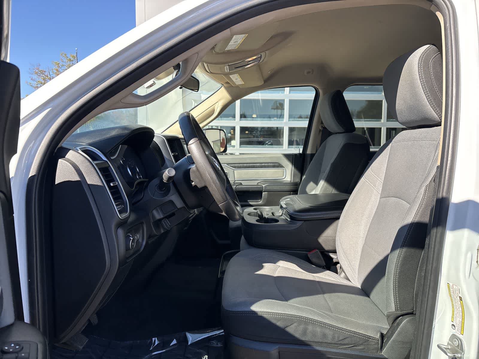 Used 2019 RAM 2500 Big Horn w/ Protection Group AWD/4WD image 10