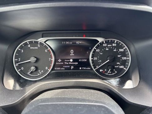 Used 2025 Nissan Rogue S FWD image 30