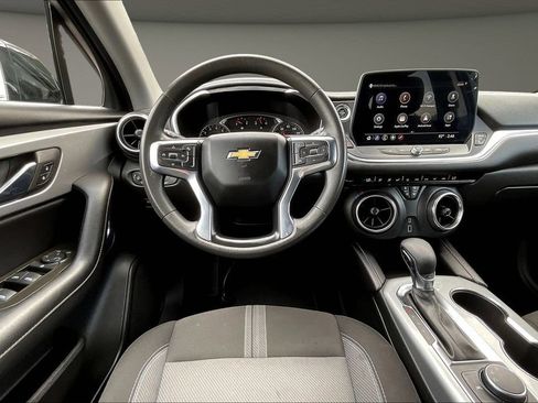 Used 2023 Chevrolet Blazer LT FWD image 10