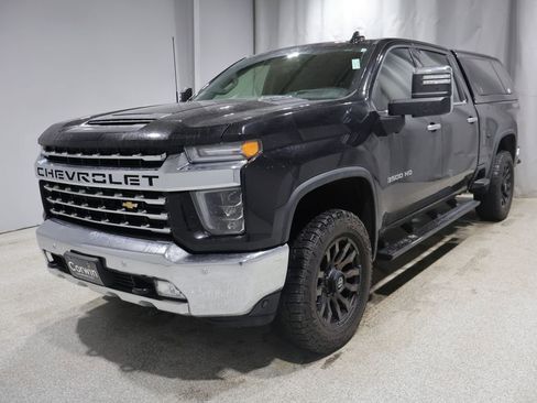 Used 2020 Chevrolet Silverado 3500 LTZ w/ LTZ Premium Package image 5