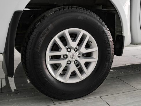 Used 2018 Nissan Frontier SV w/ Value Truck Package image 44