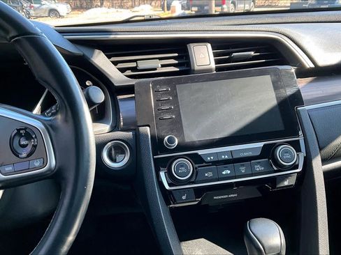 Used 2019 Honda Civic EX image 7