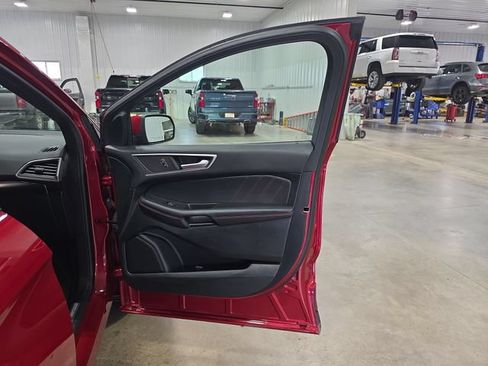 Used 2023 Ford Edge ST-Line AWD/4WD image 32