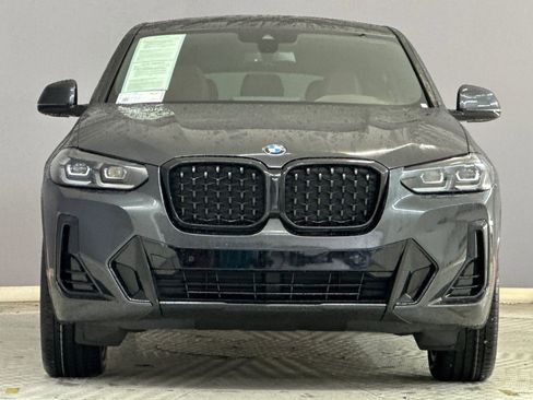 Certified 2024 BMW X4 xDrive30i w/ Premium Package image 5