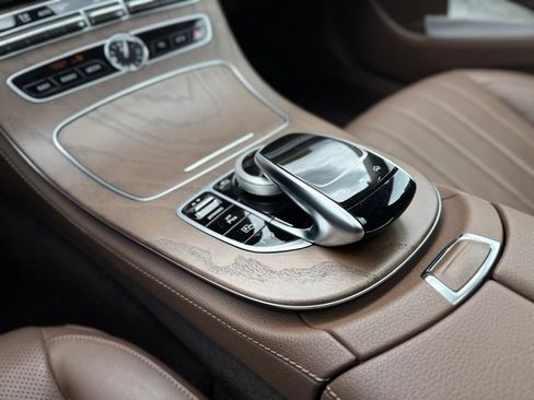 Used 2020 Mercedes-Benz E 450 4MATIC Wagon image 19