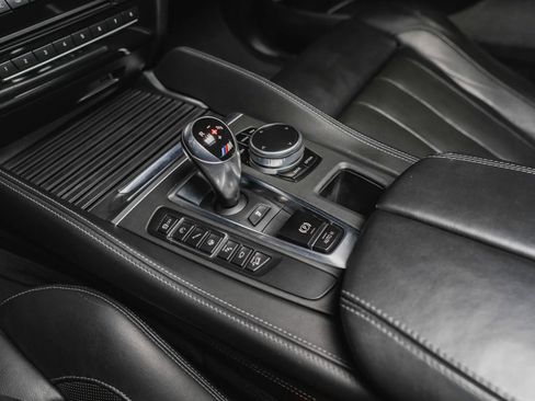 Used 2017 BMW X5 M image 61