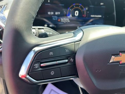 New 2026 Chevrolet Equinox LT w/ Convenience Package II FWD image 18