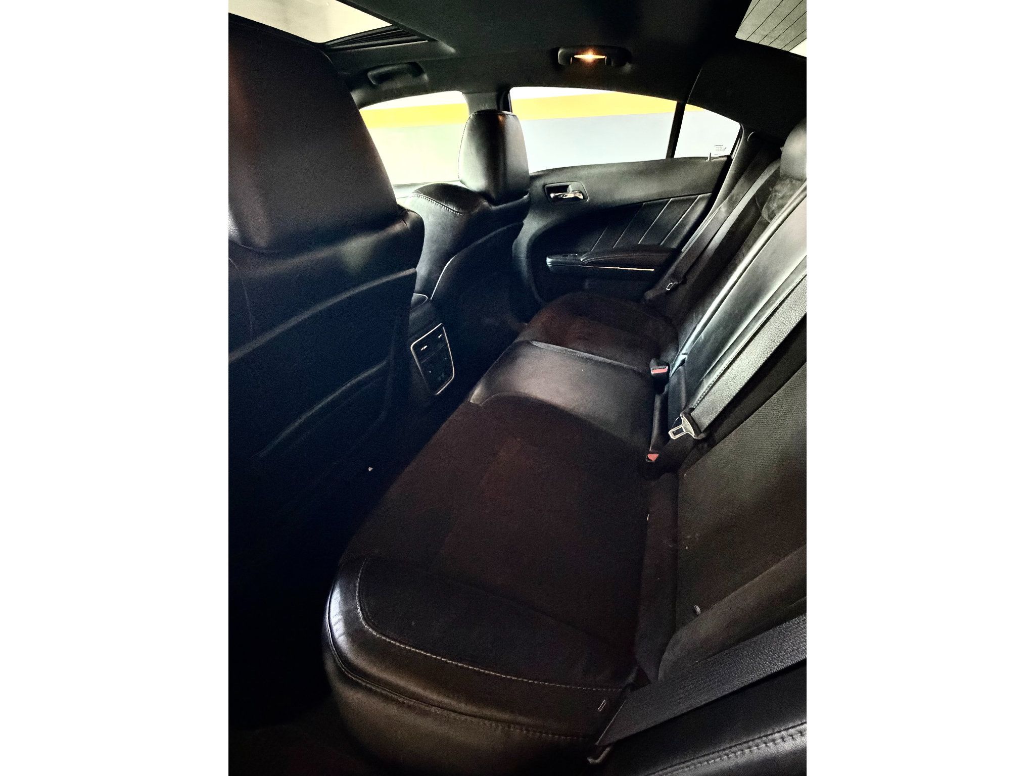 Used 2019 Dodge Charger Scat Pack w/ Plus Group RWD image 17
