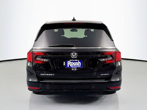Certified 2023 Honda Odyssey Sport image 6