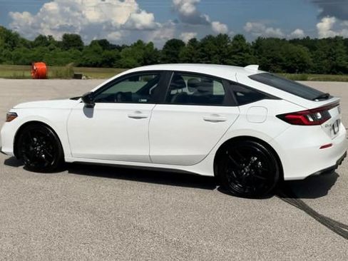 Certified 2025 Honda Civic Sport image 6