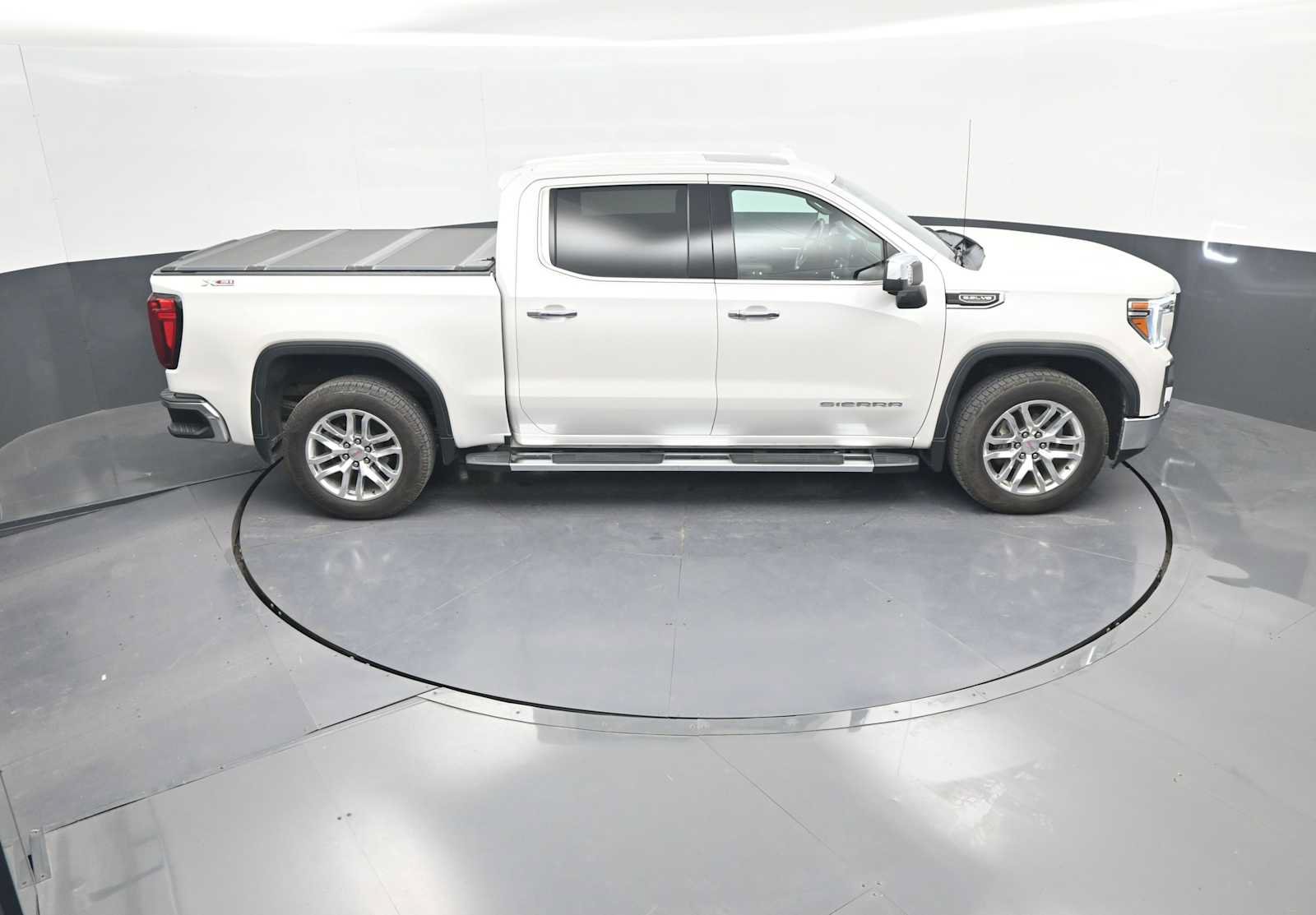 Used 2021 GMC Sierra 1500 SLT w/ SLT Premium Plus Package AWD/4WD image 44