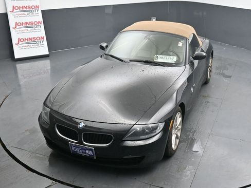 Used 2008 BMW Z4 3.0i image 12