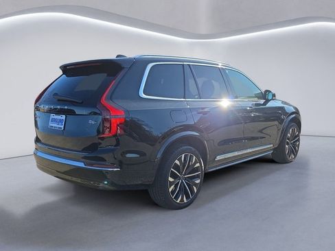 New 2026 Volvo XC90 B6 Plus w/ Protection Package Premier image 4