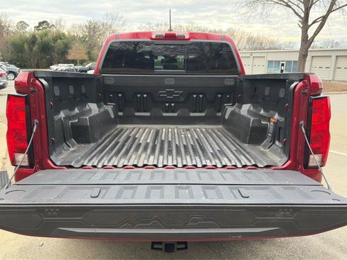 Used 2023 Chevrolet Colorado LT w/ LT Convenience Package II image 40