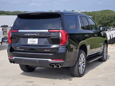 Used 2025 GMC Yukon Denali AWD/4WD image 8