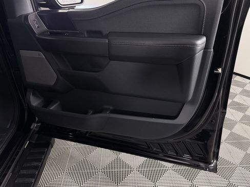 Used 2025 Ford F150 Lariat image 35