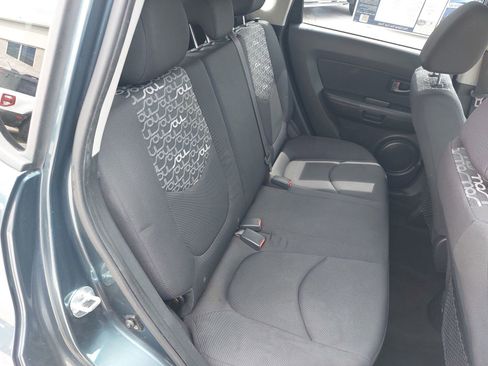 Used 2011 Kia Soul + image 11