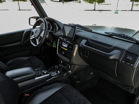 Used 2017 Mercedes-Benz G 550 Squared image 44