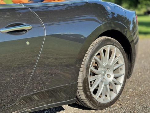 Used 2010 Maserati GranTurismo Convertible RWD image 52