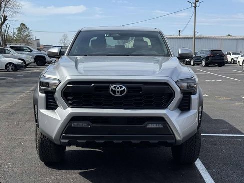 Used 2025 Toyota Tacoma TRD Off-Road image 25