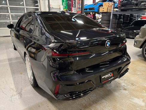 Used 2025 BMW 760i xDrive 760i xDrive image 8