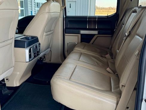 Used 2017 Ford F150 Lariat image 7