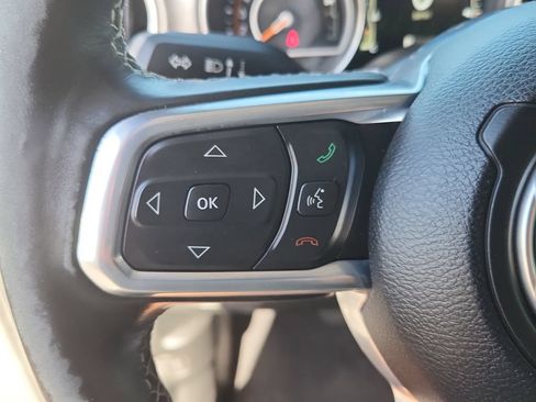 Used 2021 Jeep Wrangler Unlimited Sahara w/ Safety Group AWD/4WD image 18