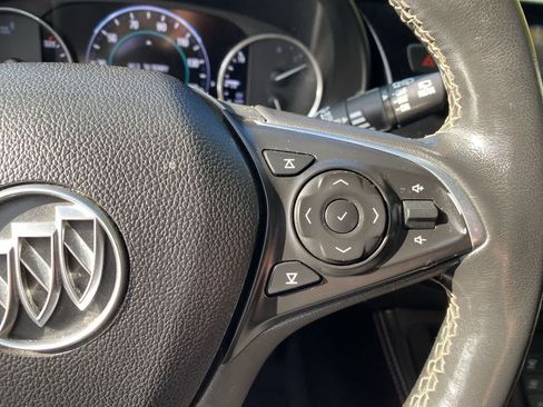Used 2017 Buick Envision Premium w/ LPO, Hit The Road Package AWD/4WD image 22