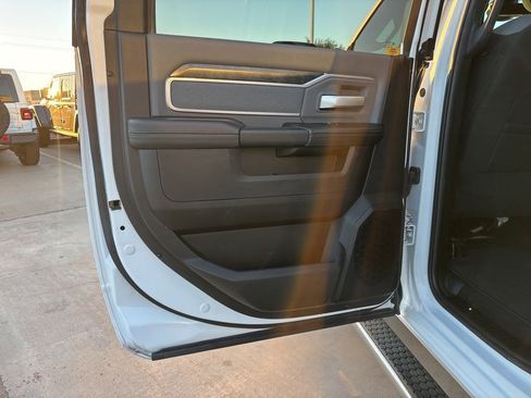 Certified 2021 RAM 2500 Big Horn w/ Level 1 Equipment Group image 17