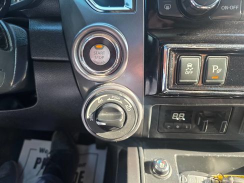 Used 2016 Nissan Titan Platinum Reserve image 28