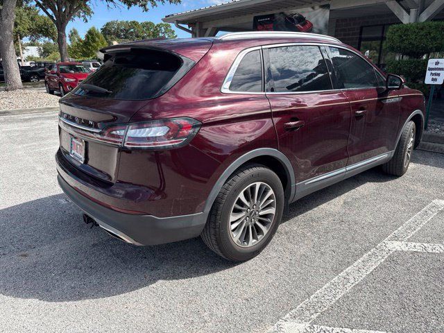 Used 2022 Lincoln Nautilus Reserve FWD image 2