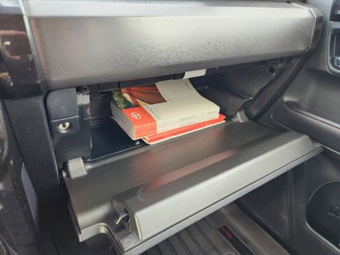 Used 2022 Toyota 4Runner TRD Off-Road image 45