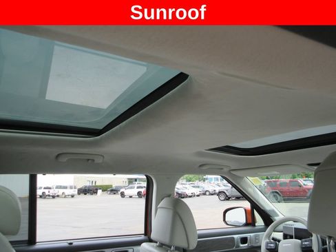 Used 2025 Hyundai Santa Fe Calligraphy AWD/4WD image 15