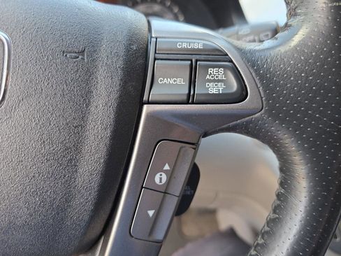 Used 2014 Honda Odyssey Touring Elite image 34