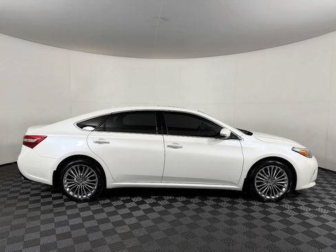 Used 2016 Toyota Avalon Limited FWD image 7