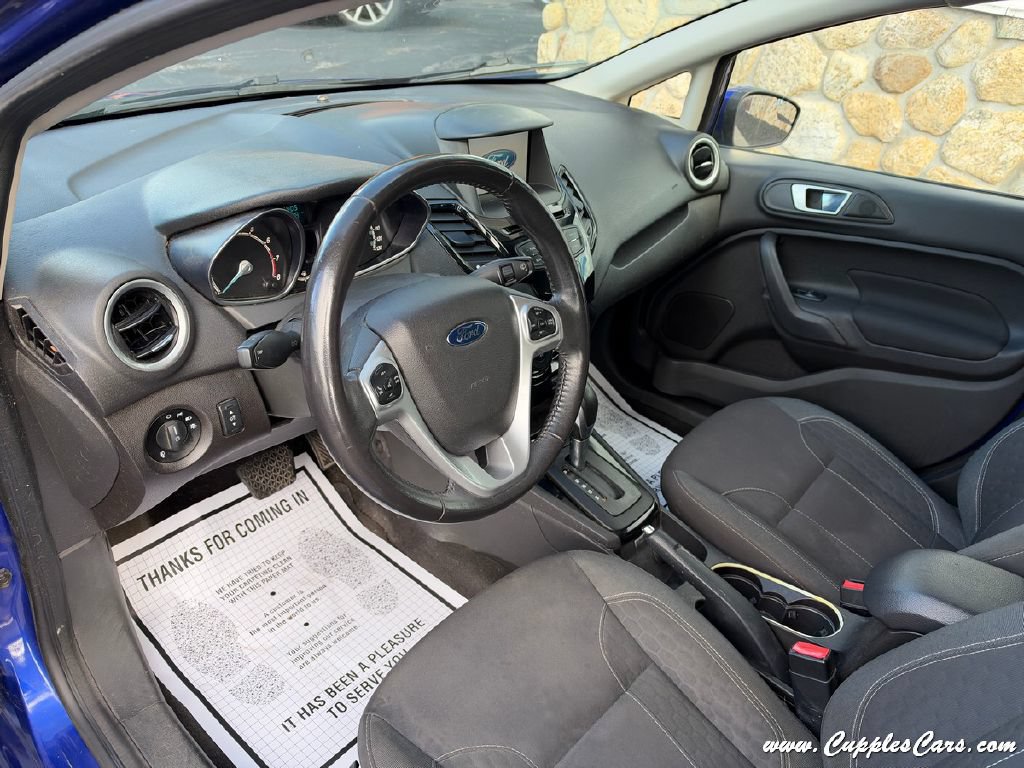 Used 2014 Ford Fiesta SE w/ Equipment Group 201A FWD image 4