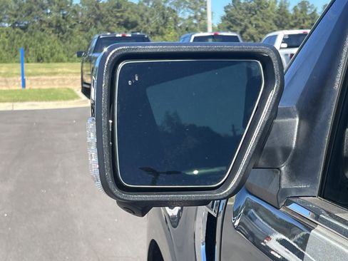 Used 2024 Ford F150 Lariat w/ FX4 Off-Road Package image 37