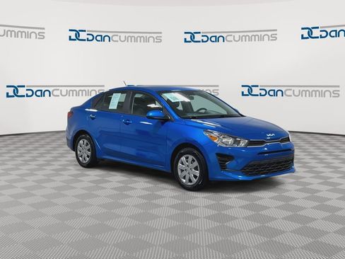 Used 2023 Kia Rio S image 2