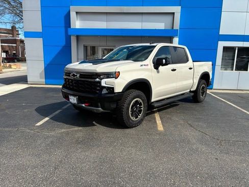 New 2026 Chevrolet Silverado 1500 ZR2 AWD/4WD image 2