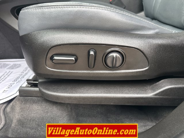 Used 2019 Buick Enclave Premium w/ Trailering Package, 5000 lbs. AWD/4WD image 16