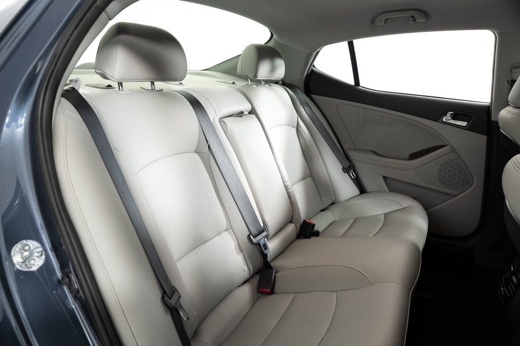 Used 2015 Kia Optima EX FWD image 21