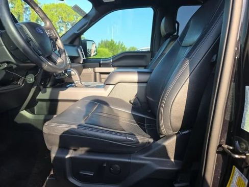 Used 2019 Ford F150 XLT w/ Equipment Group 302A Luxury AWD/4WD image 7