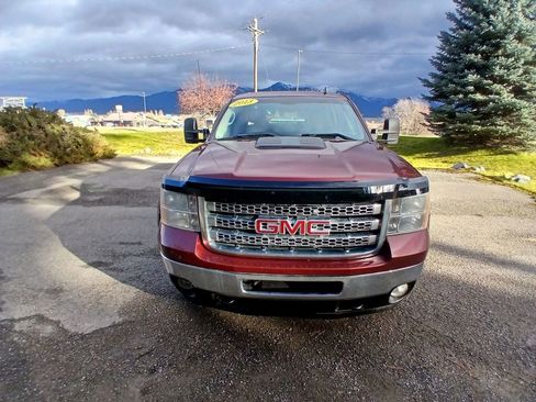 Used 2013 GMC Sierra 2500 SLE image 2