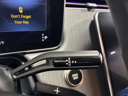 Used 2023 Mercedes-Benz EQE 500 4MATIC Sedan image 15