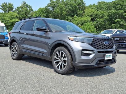 Used 2023 Ford Explorer ST-Line w/ Class IV Trailer Tow Package