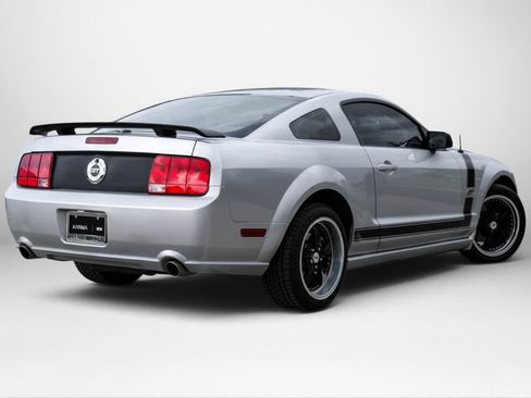 Used 2007 Ford Mustang GT Premium RWD image 5