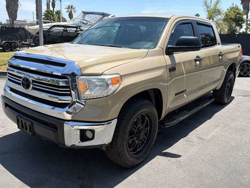 Used 2017 Toyota Tundra SR5 w/ SR5 Upgrade Package RWD image 4