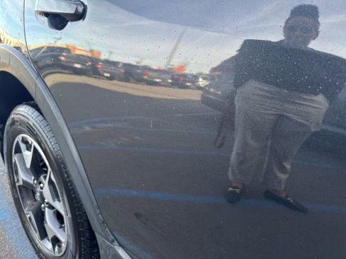 Used 2019 Subaru Crosstrek 2.0i Premium image 32